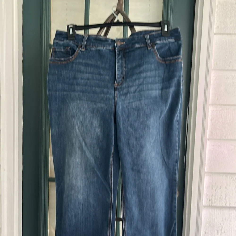 Chico's So Lifting So Slimming Collection Dark Straight Leg Jeans 14 (2.5 Short)